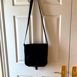 Canvas messenger/travel bag